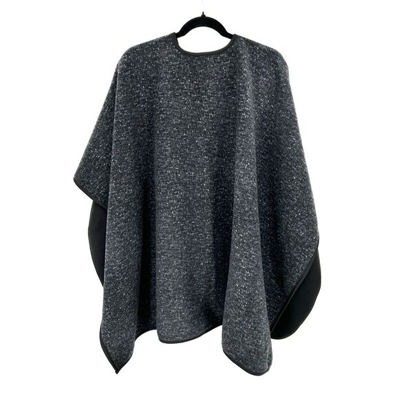IKE BEHAR Reversible Gray Speckled Super Soft Fleece Poncho Shrug One Size - Picture 3 of 6